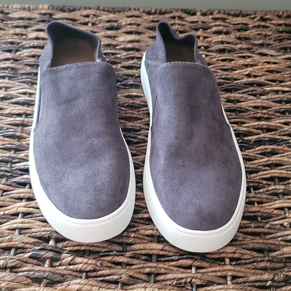 Steve Madden soft slip-on shoe